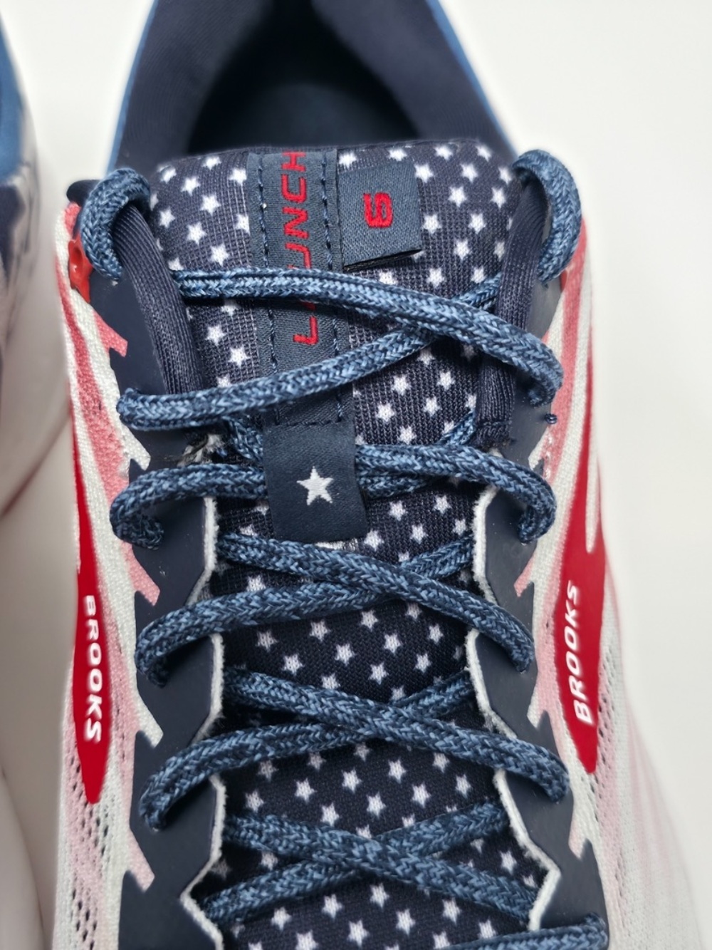 Brooks Patriotic Running Shoes - Red White Blue! Women’s 8.5! NWOB! - Picture 10 of 11
